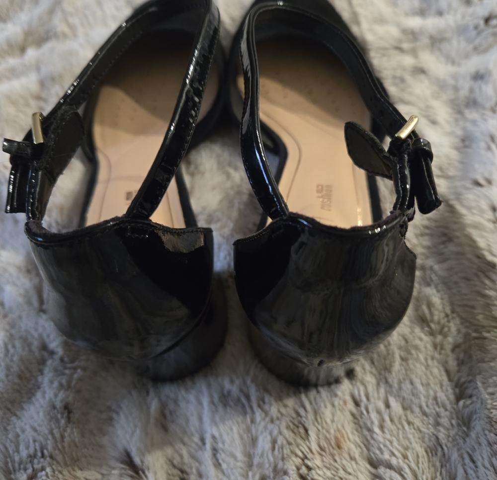 Clark's Size 9.5 Maryjane Heels - Picture 4 of 7